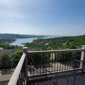 Treehouse Condos - Branson